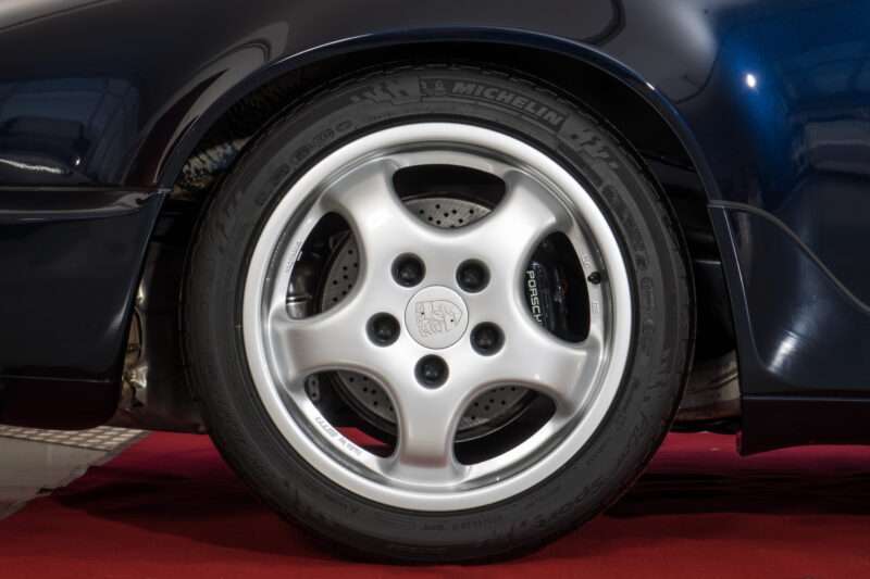 Porsche 964 Carrera RS