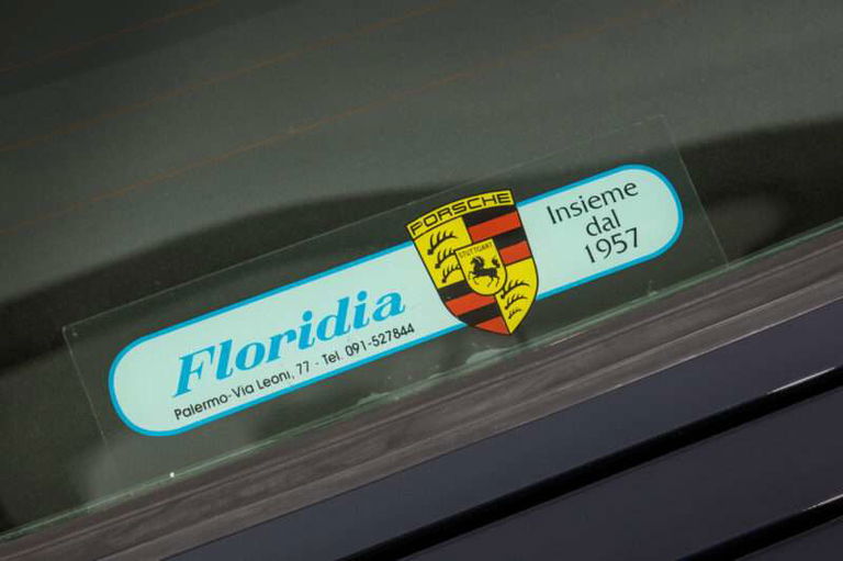 Porsche 964 Carrera RS