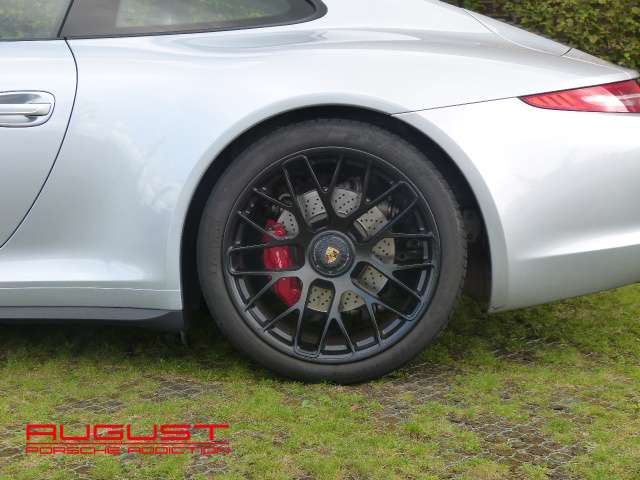 Porsche 991 Carrera GTS