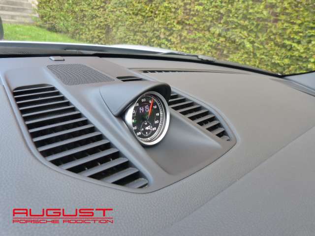 Porsche 991 Carrera GTS