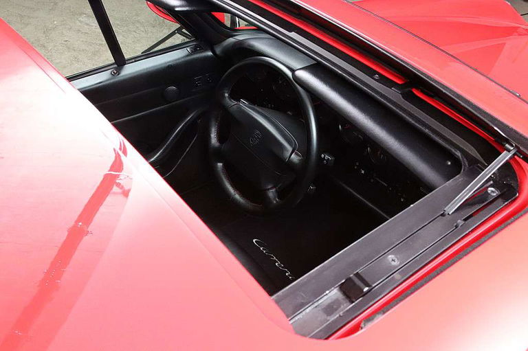 Porsche 993 Carrera 4S