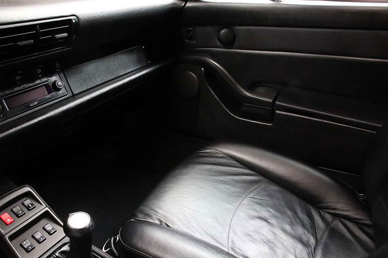 Porsche 993 Carrera 4S