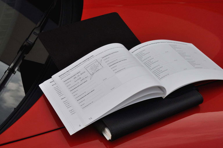 Porsche 992 Carrera 4