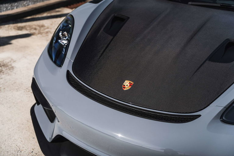 Porsche 718 Cayman GT4 RS