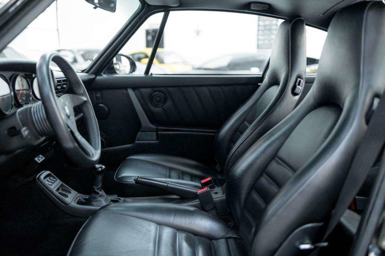 Porsche 964 Carrera 4 WTL