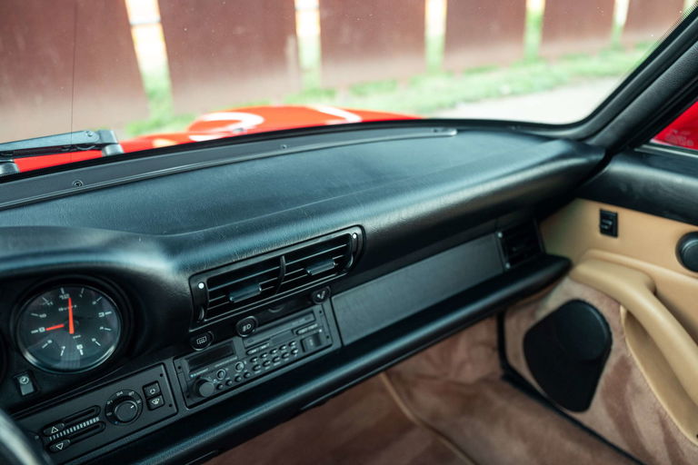 Porsche 993 Carrera 4S