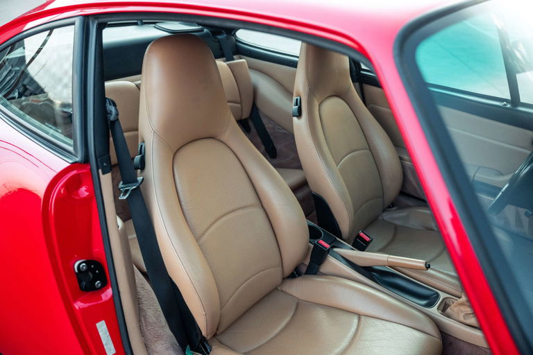 Porsche 993 Carrera 4S