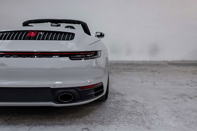 Porsche 992 Carrera 4S