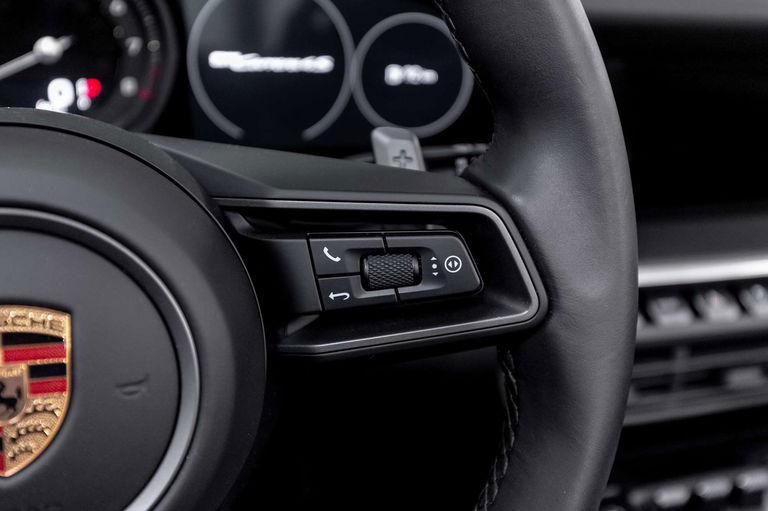 Porsche 992 Carrera 4S