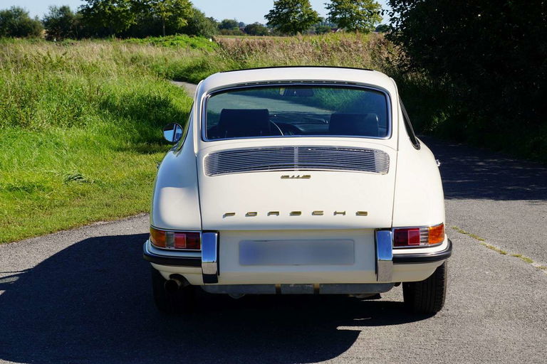 Porsche 911 S (F-Modell)