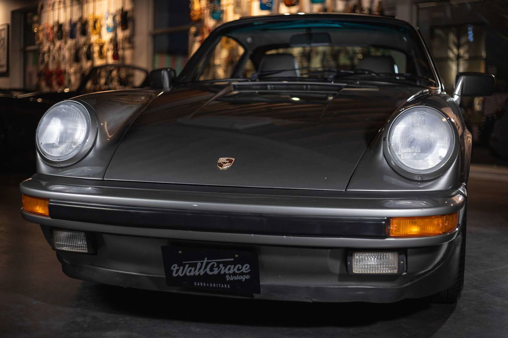Porsche 911 Carrera 3.2