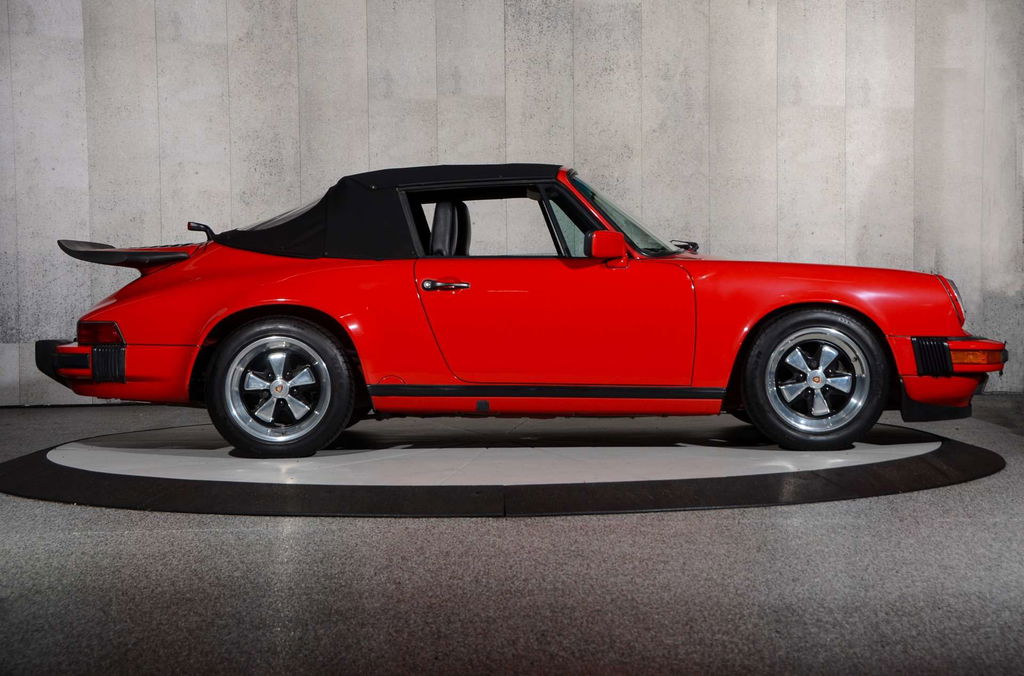 Porsche 911 Carrera 3.2