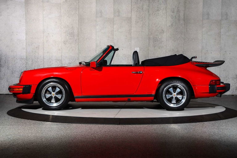 Porsche 911 Carrera 3.2