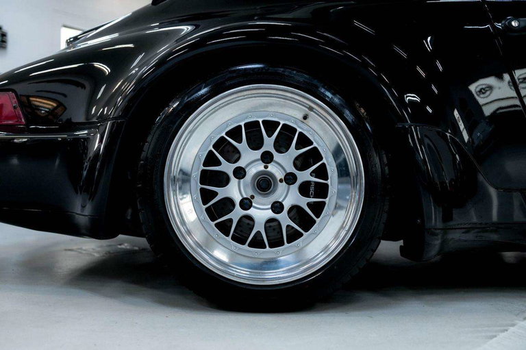 Porsche 964 Carrera 4 WTL