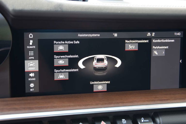 Porsche 992 Carrera 4S