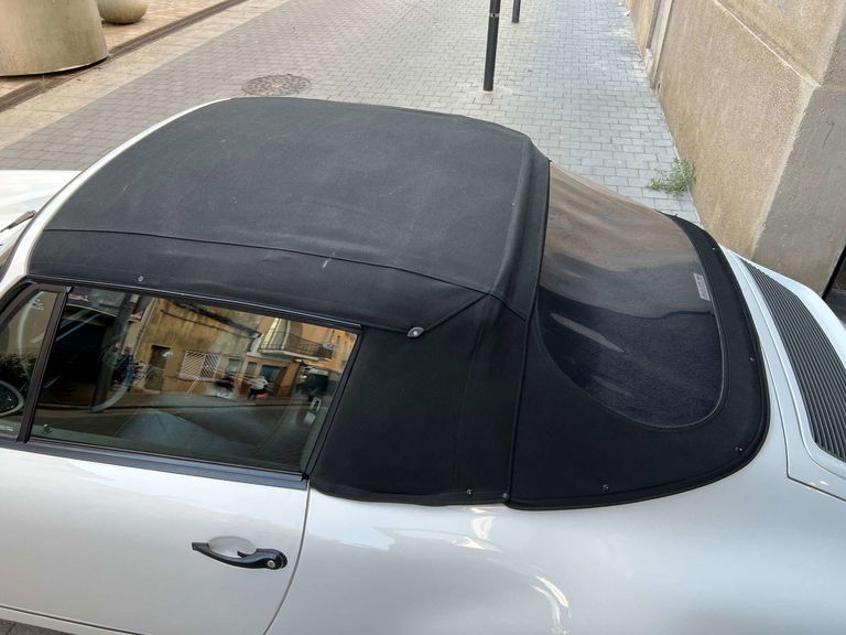 Porsche 964 Carrera 4