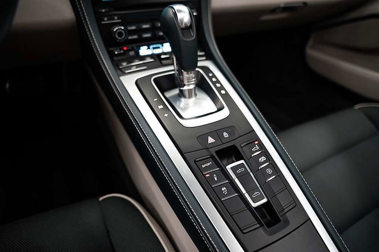 Porsche 718 Boxster S