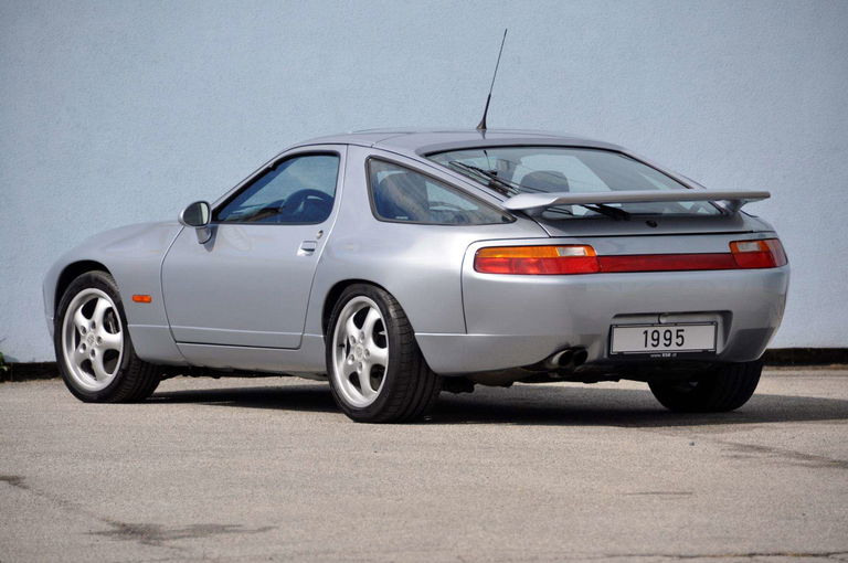 Porsche 928 GTS