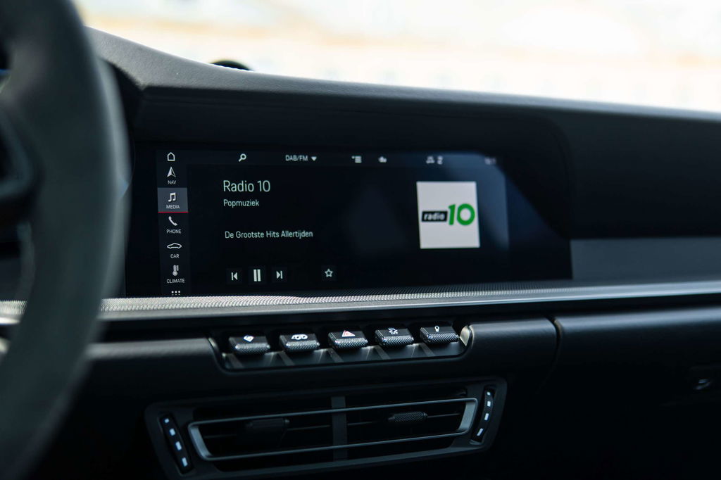 Porsche 992 Carrera 4S