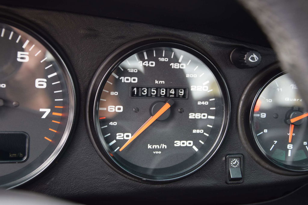 Porsche 993 Carrera 4S