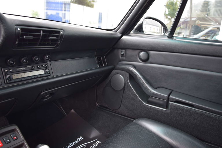 Porsche 993 Carrera 4S