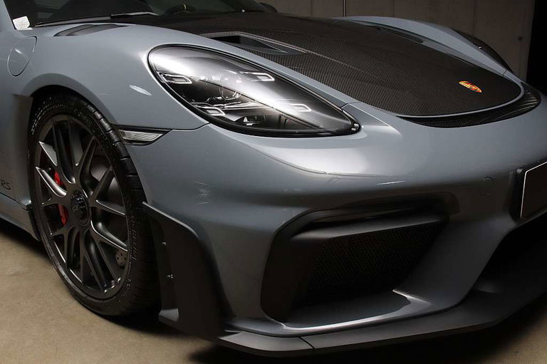 Porsche 718 Cayman GT4 RS