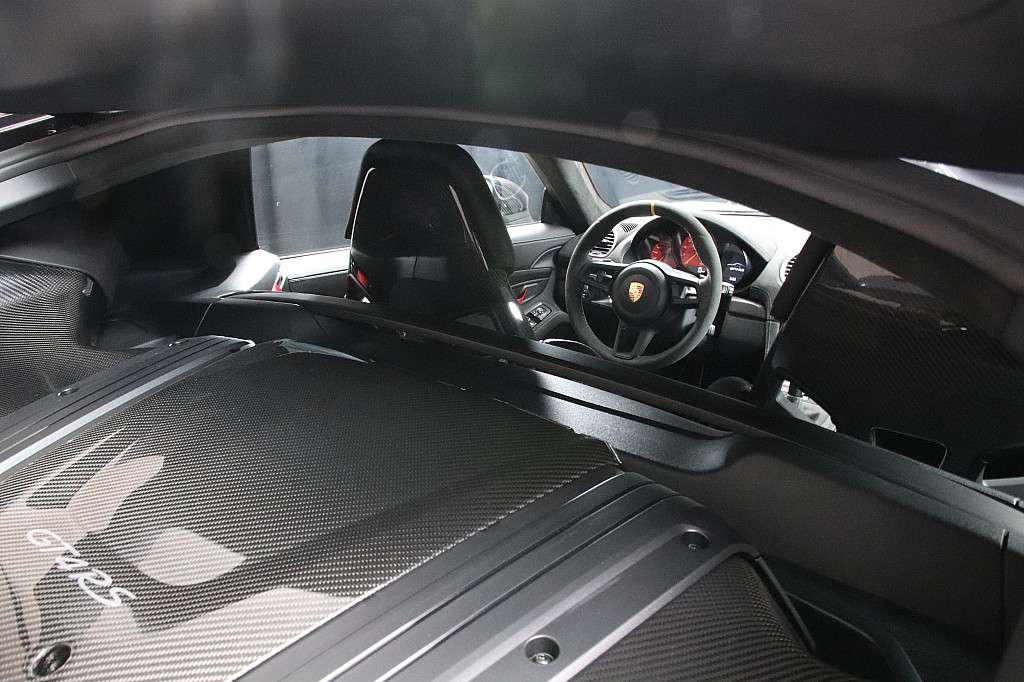 Porsche 718 Cayman GT4 RS