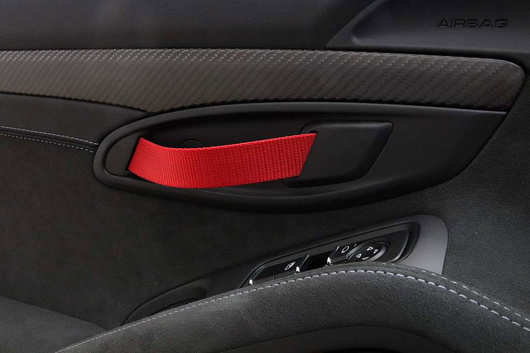 Porsche 718 Cayman GT4 RS