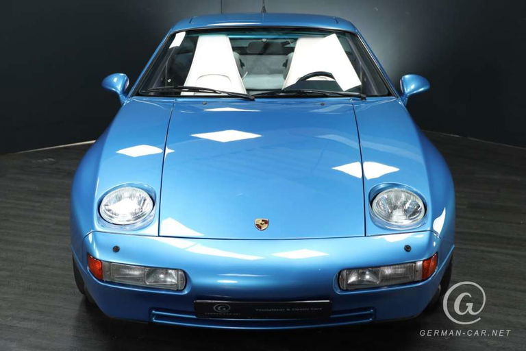 Porsche 928 GTS