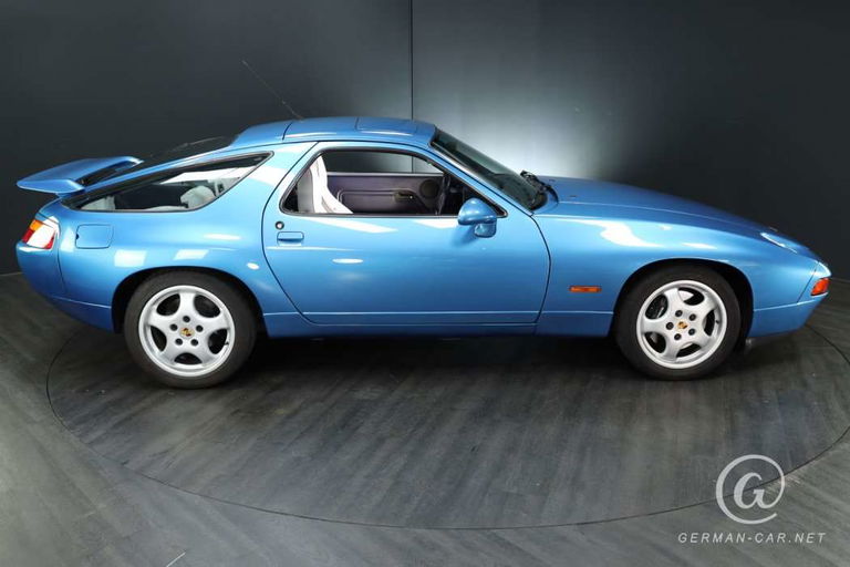 Porsche 928 GTS