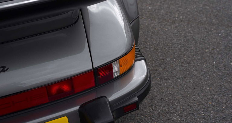 Porsche 911 Carrera 3.2 Supersport