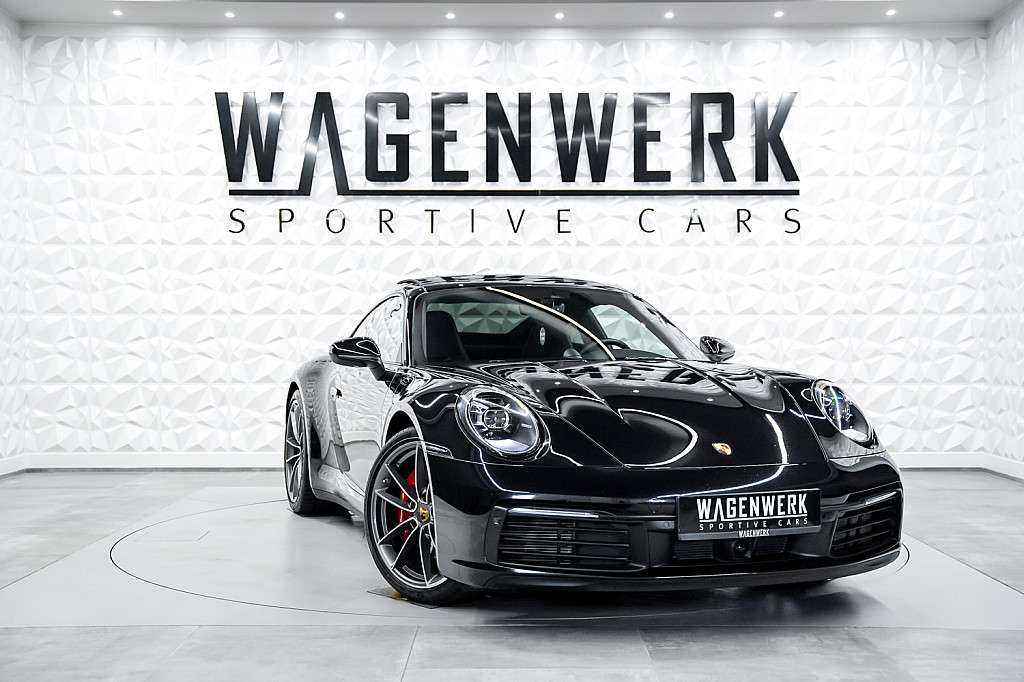 Porsche 992 Carrera 4S