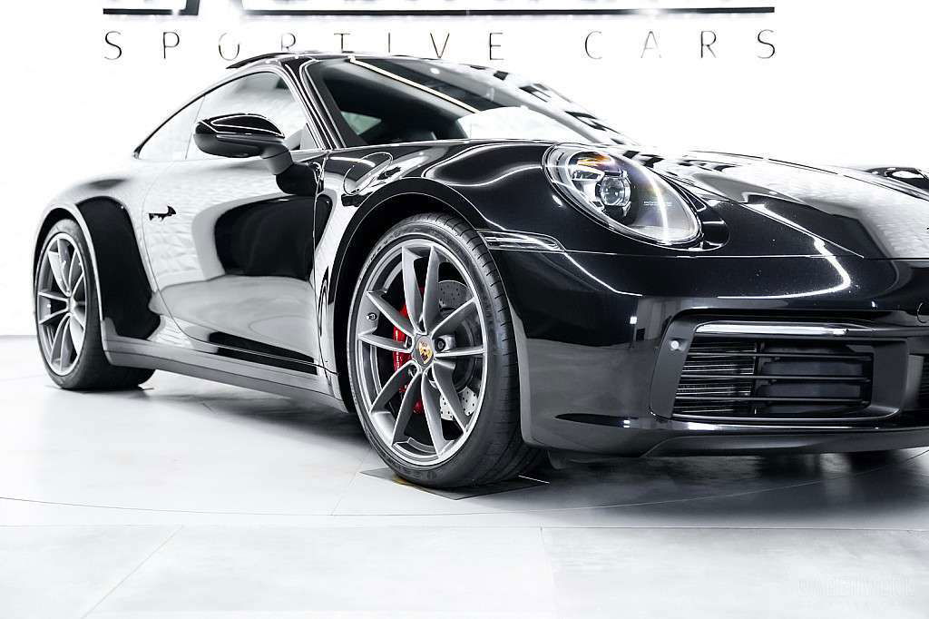 Porsche 992 Carrera 4S
