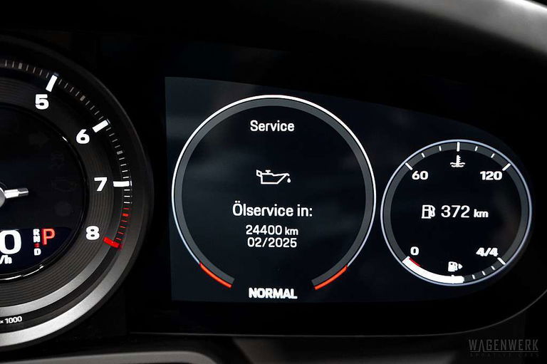 Porsche 992 Carrera 4S