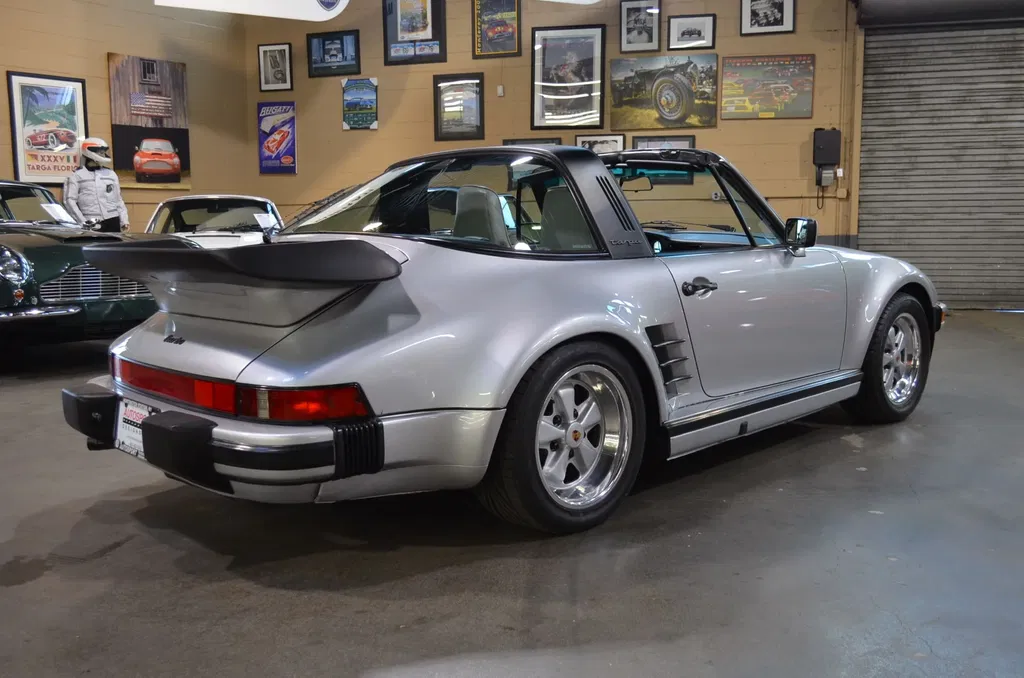 Porsche 911 Turbo Flachbau