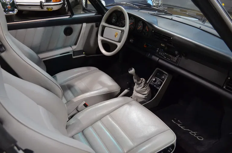 Porsche 911 Turbo Flachbau