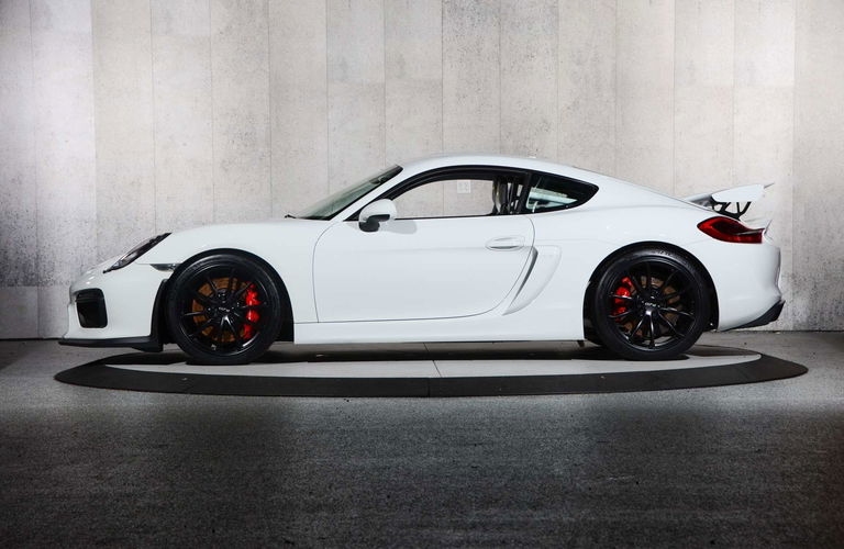 Porsche 981 Cayman GT4