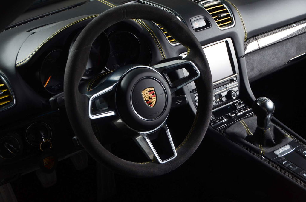 Porsche 981 Cayman GT4