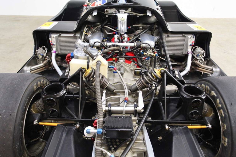 956 Machine Porsche 956 1983 - elferspot.com - Marktplatz für Porsche Sportwagen