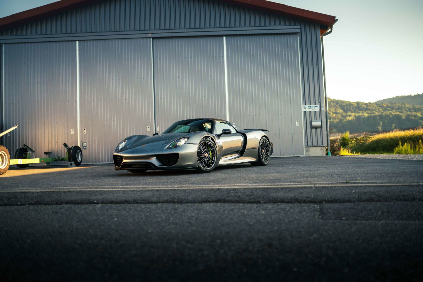 Speeder SL よりそ Porsche 918 Spyder 2014 - elferspot.com - Marketplace for