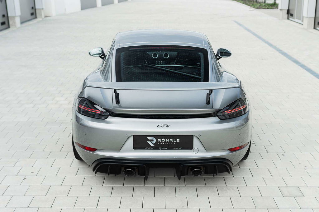 Porsche 718 Cayman GT4
