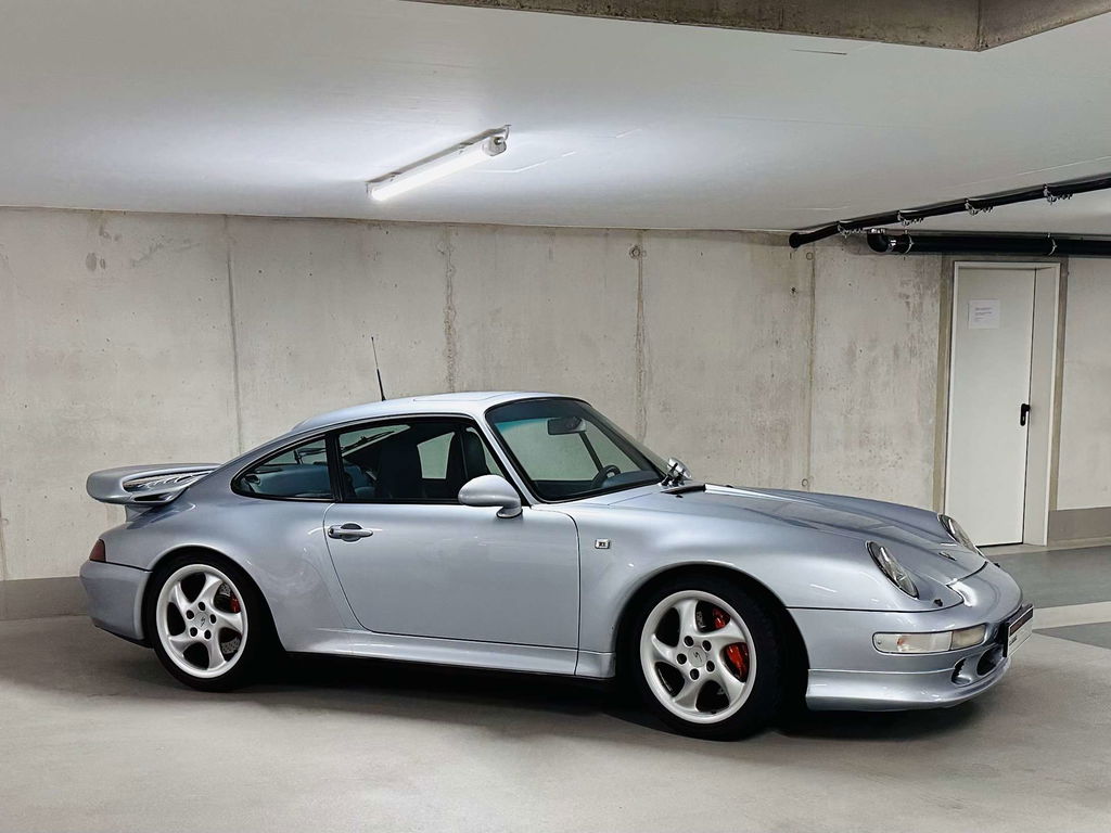 Porsche 993 Carrera 4S