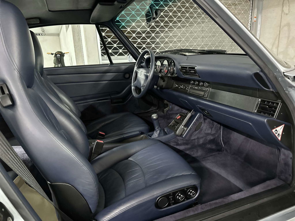 Porsche 993 Carrera 4S