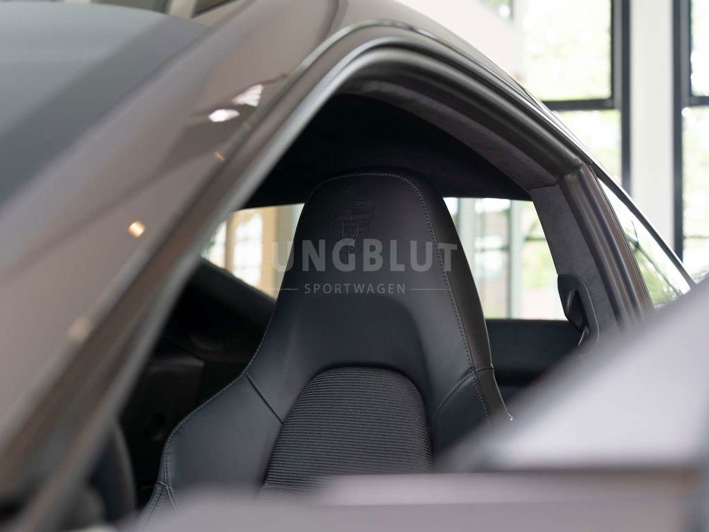 Porsche 991 GT3 Touring