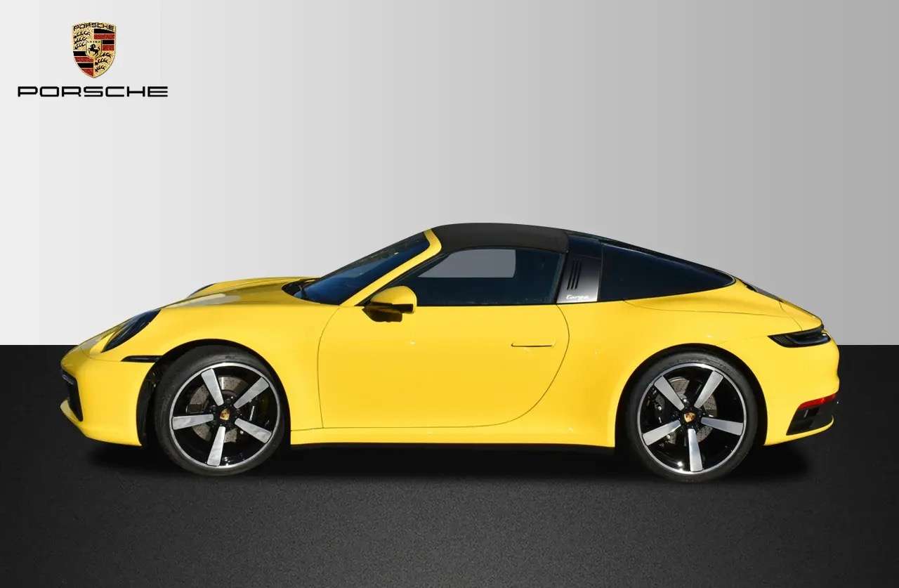 Porsche 992 Carrera 4S