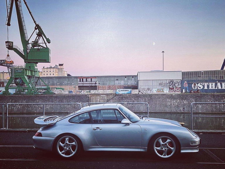 Porsche 993 Carrera 4S
