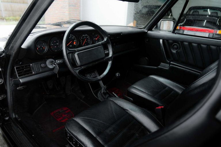 Porsche 911 Carrera 3.2