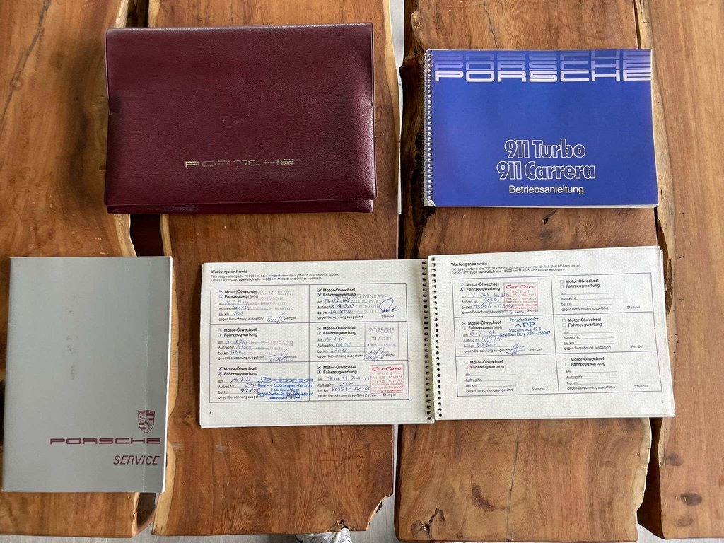 Porsche 911 Carrera 3.2