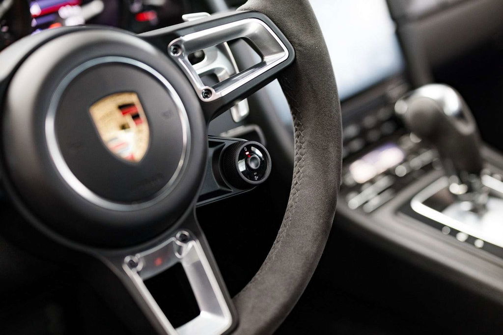 Porsche 991.2 Carrera GTS