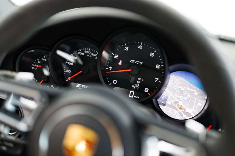 Porsche 991.2 Carrera GTS